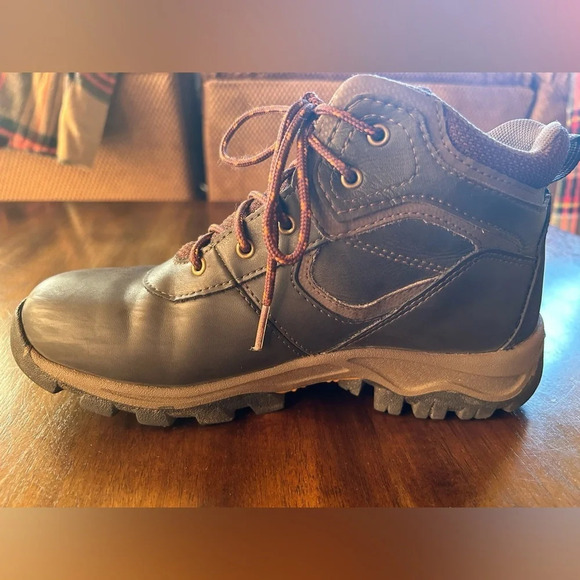 Timberland Boys Mt. Maddsen Waterproof Hiking Boots Size 5 - Picture 4 of 9